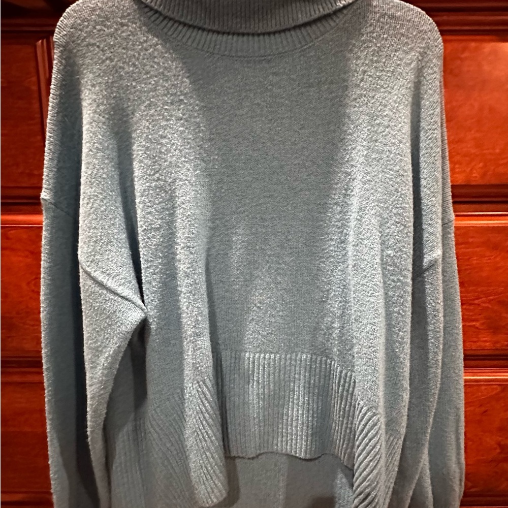 Target sweater - Picture 2 of 2